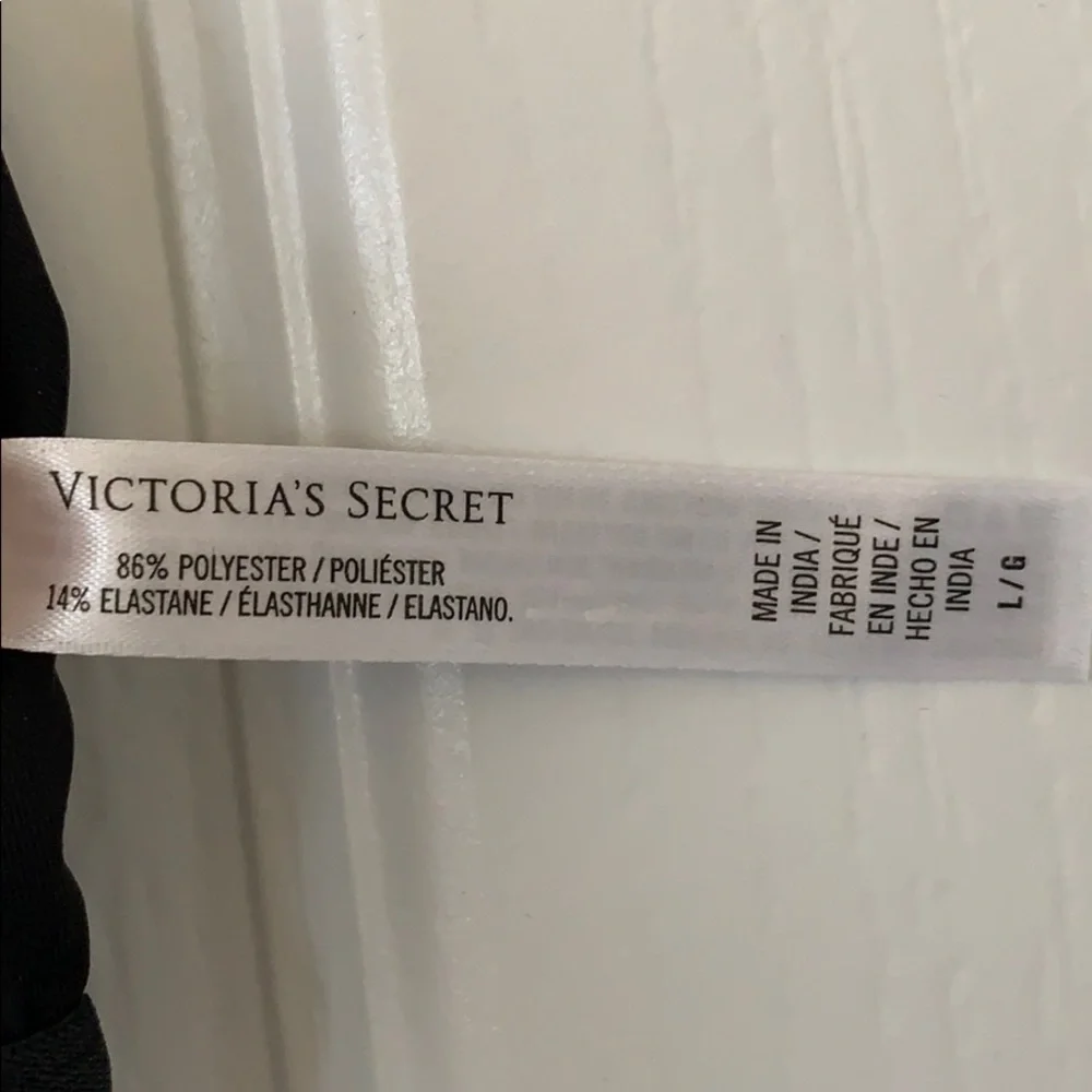 NWT VICTORIA’S SECRET VSX Black Racerback Body-Wick Sports Bra - Picture 11 of 13